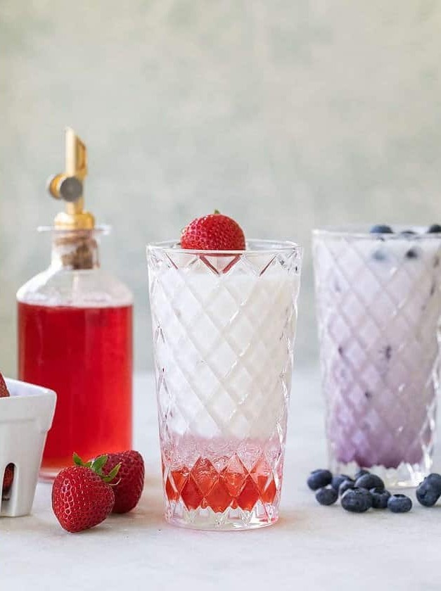 Flavorful Fizz: Customizable Italian Drinks
