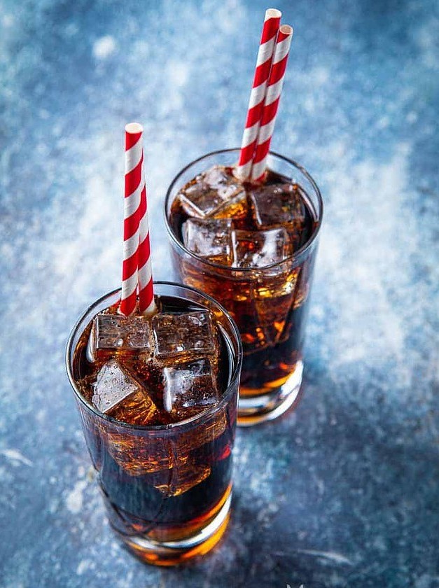 Amaretto Meets Cola in a Classic Mix