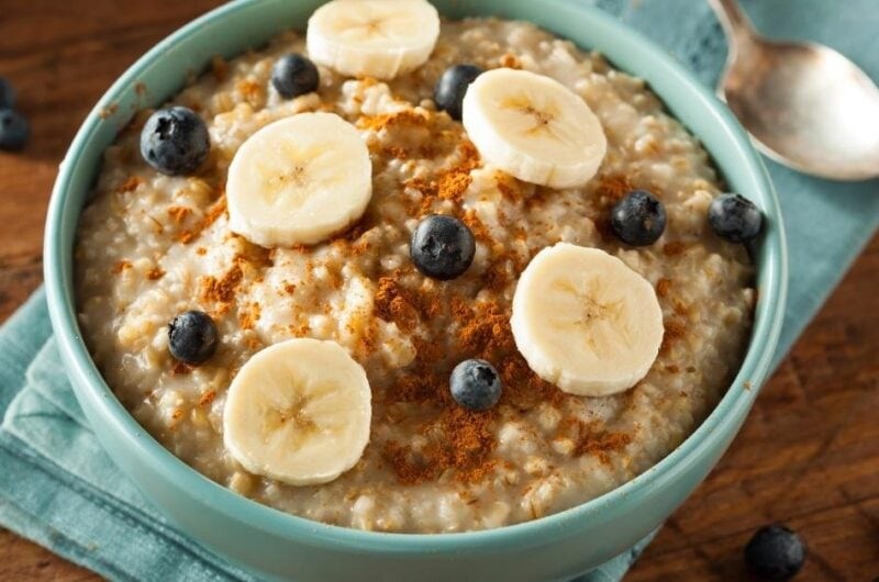 Simple Creamy Banana Oatmeal