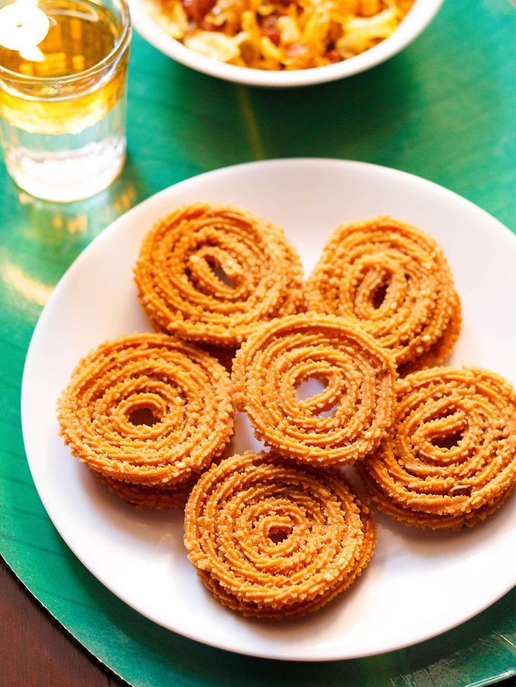 Crunchy Gram Flour Delights with a Twist