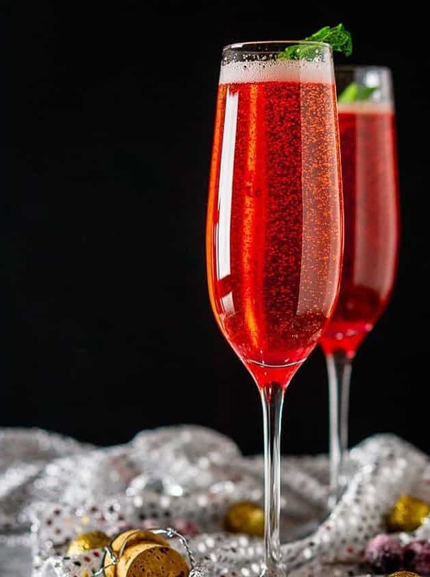 Festive Cranberry Champagne Delight