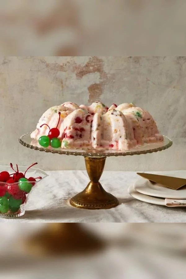 Vintage Red & Green Christmas Delight