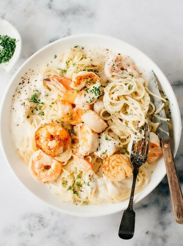Seafood Pasta with Creamy Garlic Delight