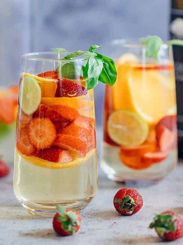 Summer Fruity Chardonnay Spritzer