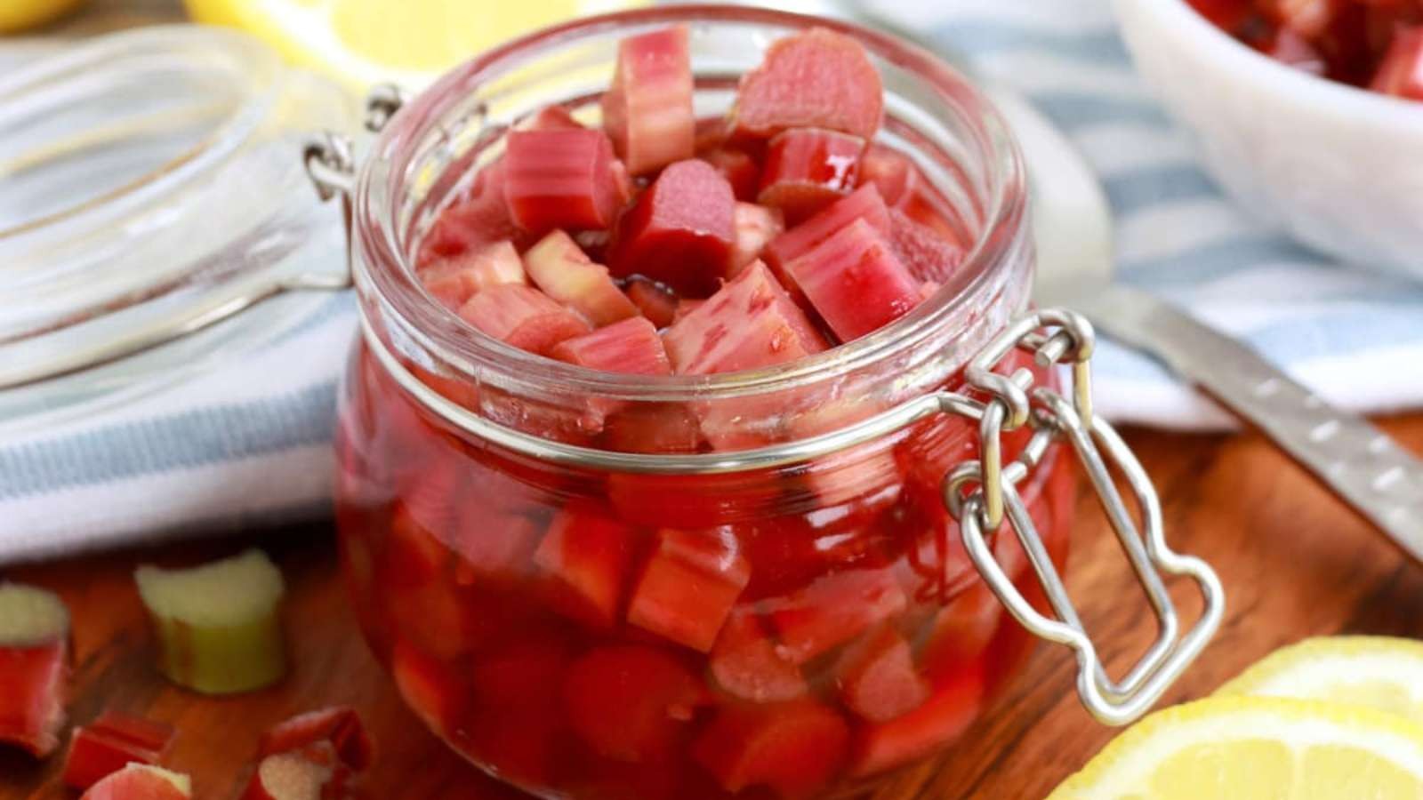 Rhubarb in a Tangy Twist