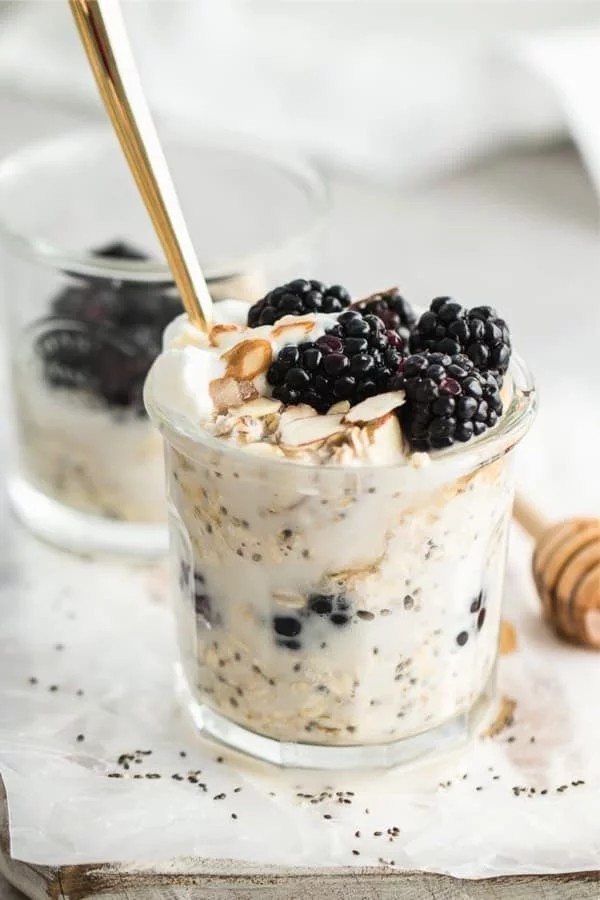 Peanut Butter Chocolate Crunch Oat Bites