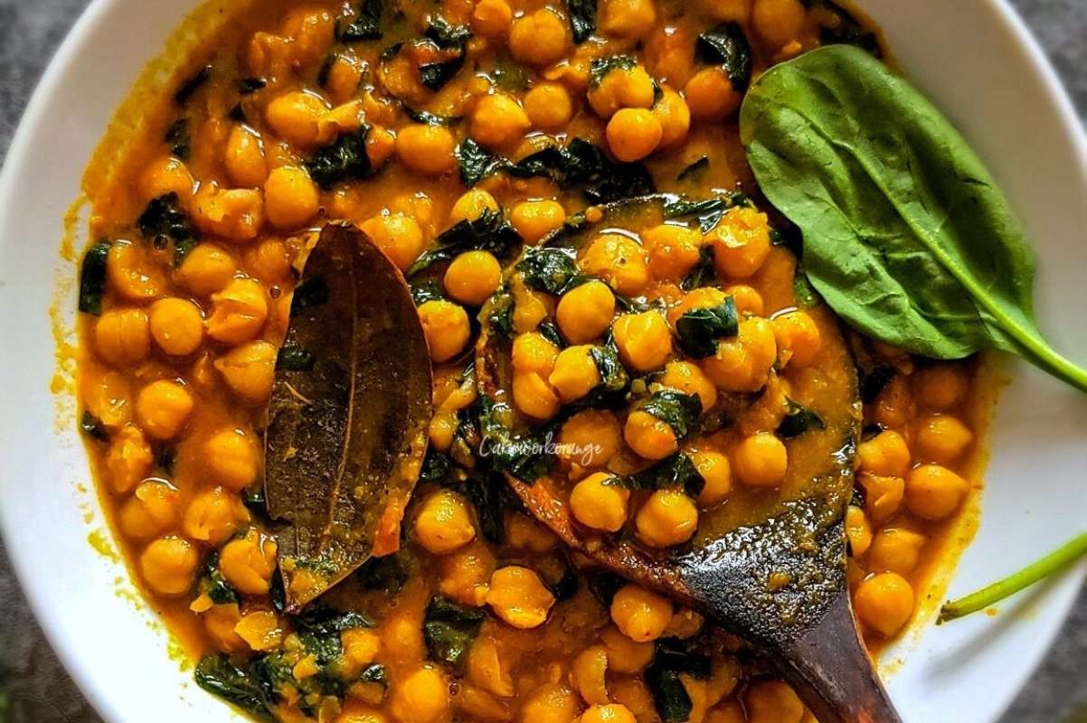 Coconut Chickpea Curry with Fresh Spinach Bites