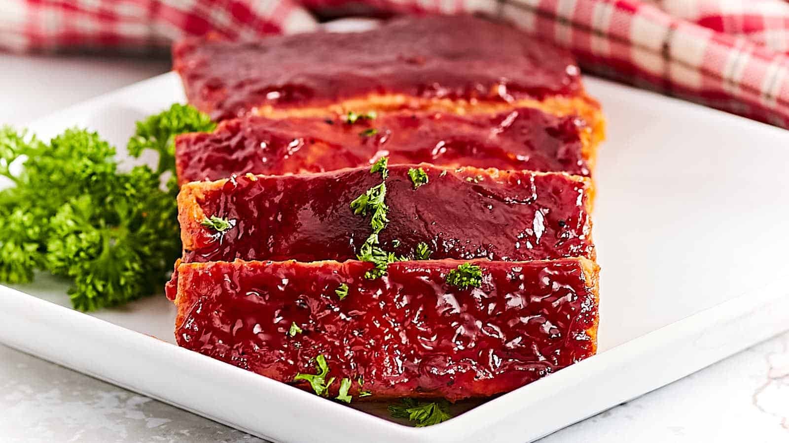 Easy Barbecue Chicken Comfort Loaf