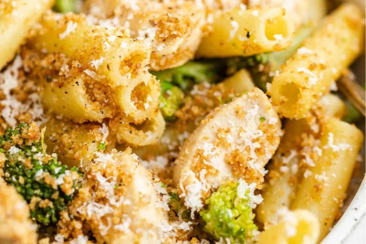 Chicken Broccoli Ziti with Crunchy Bread Crumbs