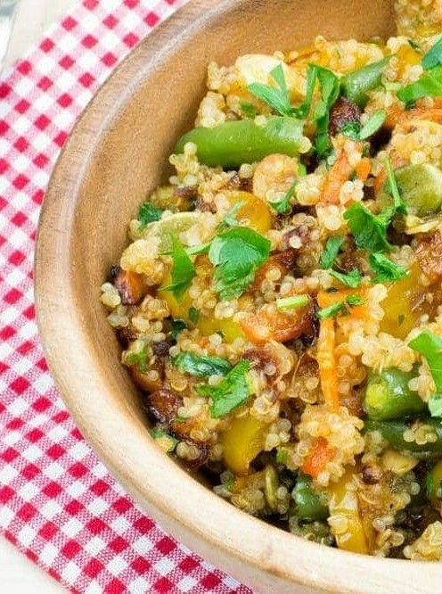 Easy Crockpot Quinoa Veggie Delight