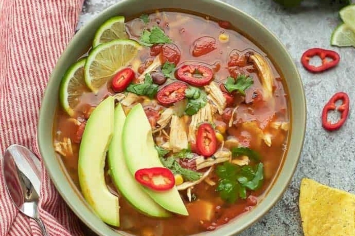 Spicy Instant Pot Chicken Torta Soup
