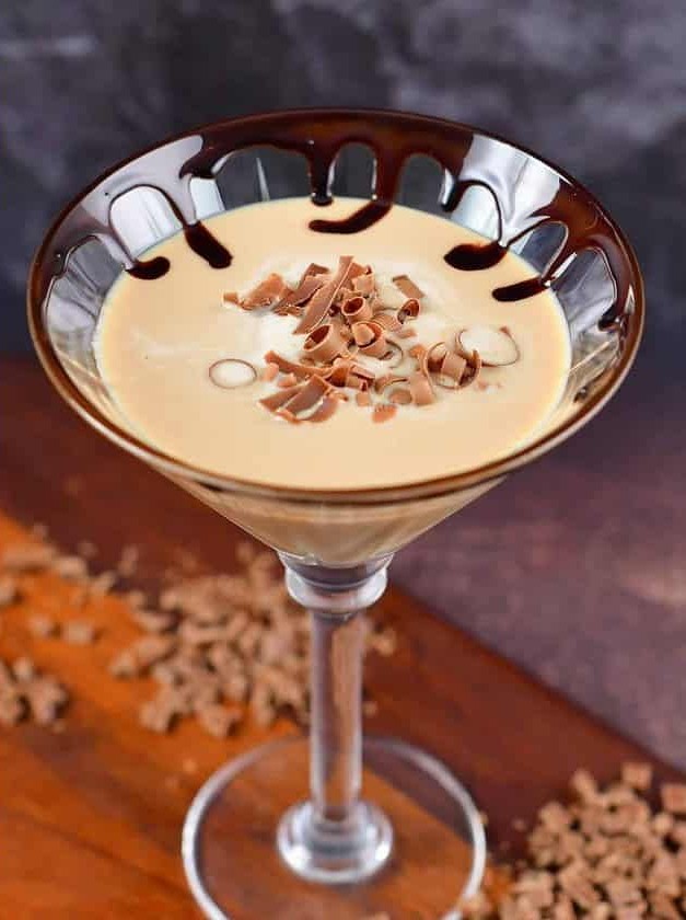 Decadent Cocoa Martini Delight