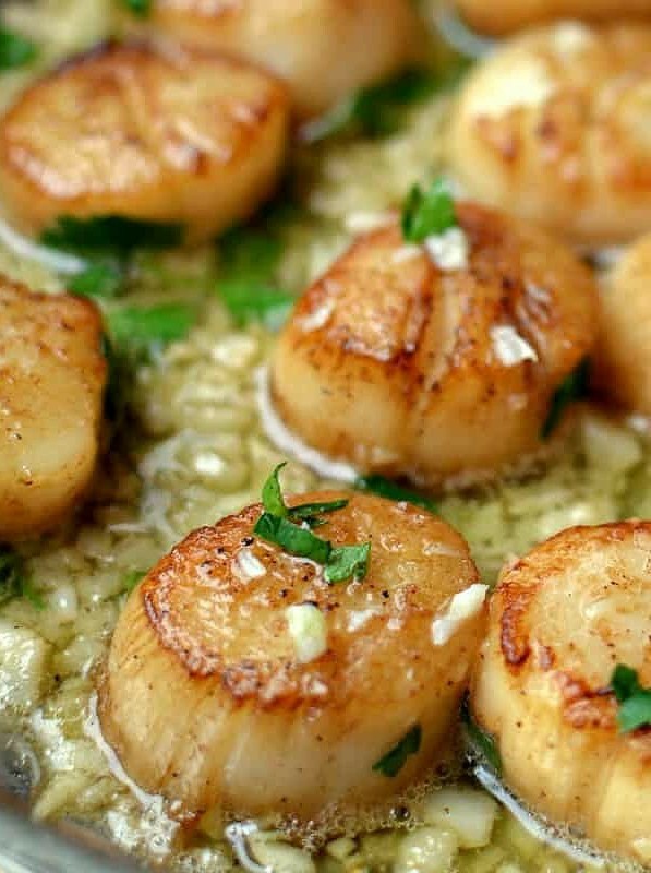 Pan-Seared Scallops in Zesty Garlic Butter