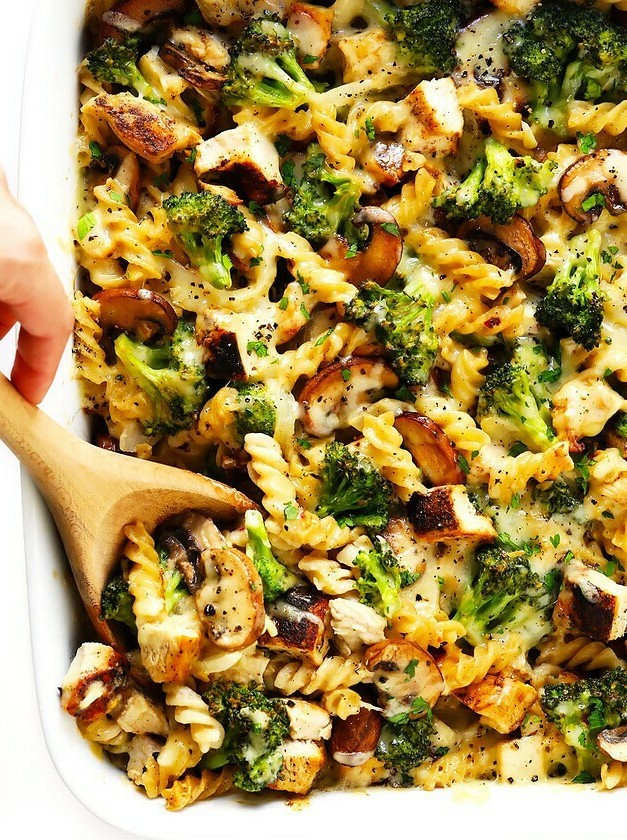 Creamy Chicken Broccoli Pasta Bake