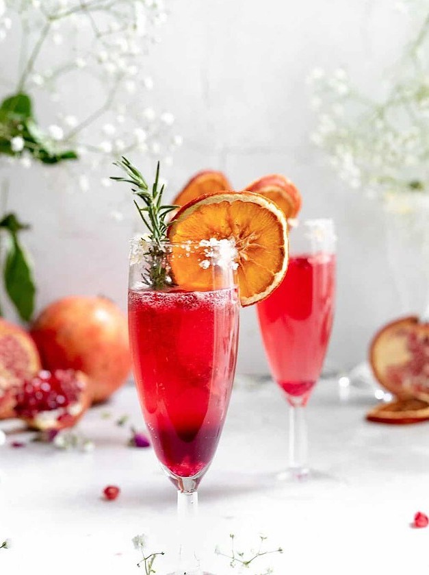 Gingered Pomegranate Prosecco Delight Cocktail