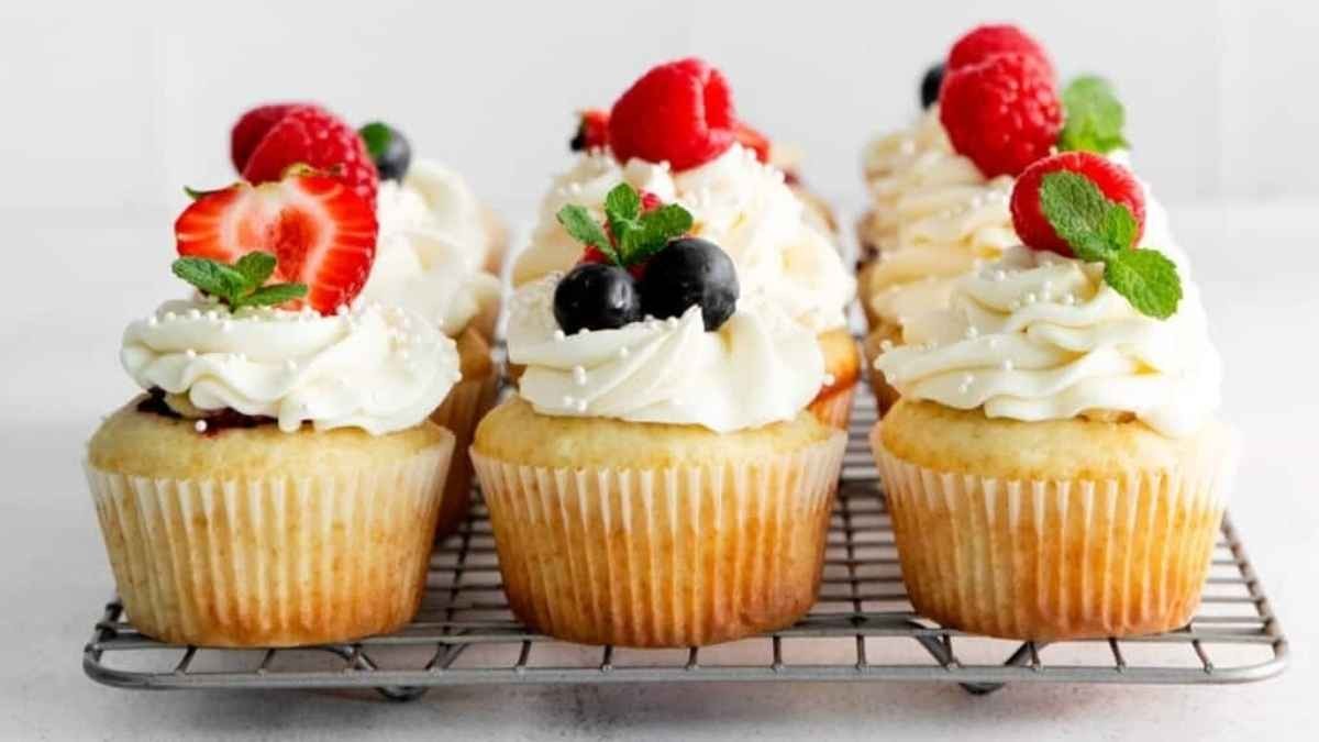Mixed Berry Delight Vanilla Cupcakes