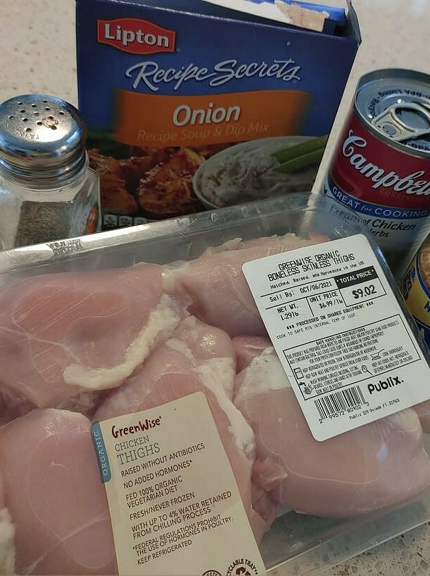 Easy Crockpot Chicken Thighs Recipe