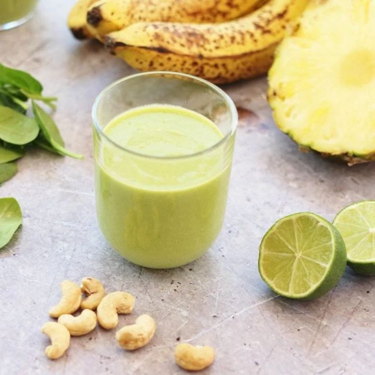 Peachy Keen Spinach Refresher Smoothie