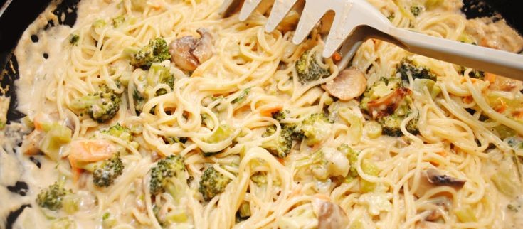 Bacon and Tomato Pasta Delight