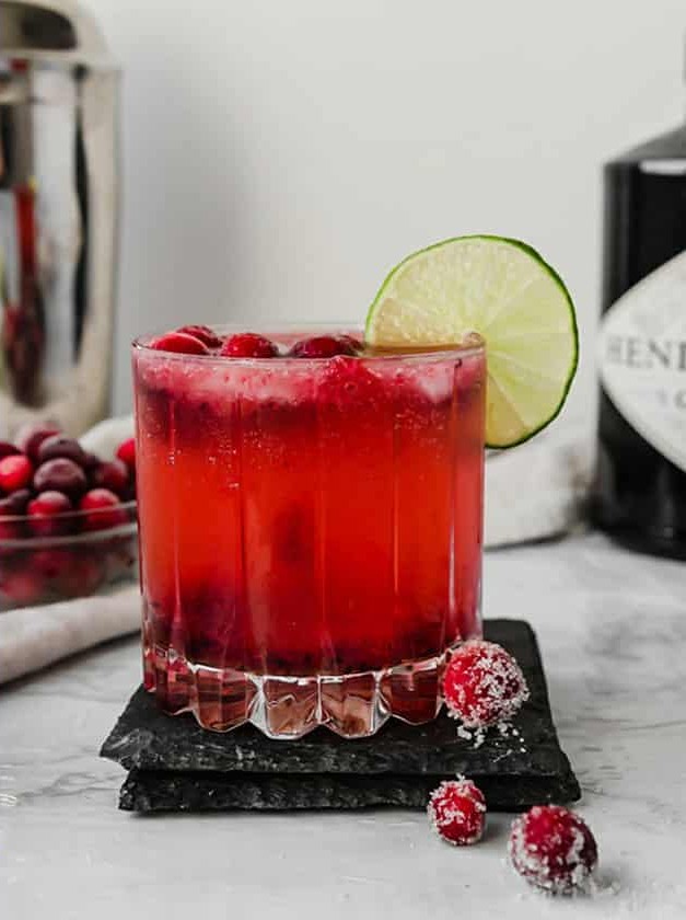 Gin Sparkler with Cranberry Twist