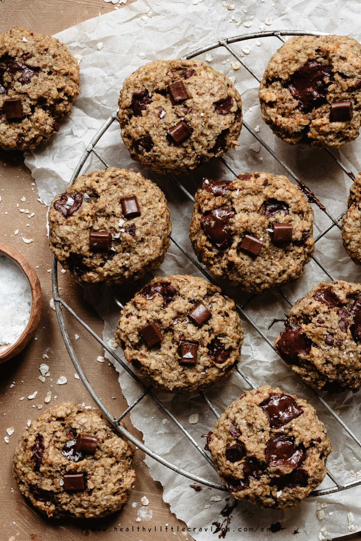 Easy One-Bowl Oatmeal Banana Cookies