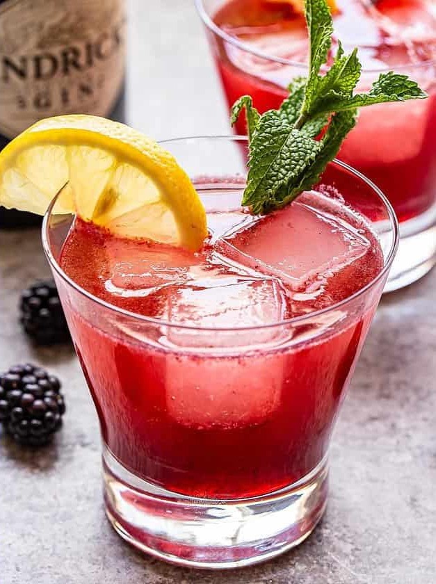 Blackberry Gin Sparkler for Summer