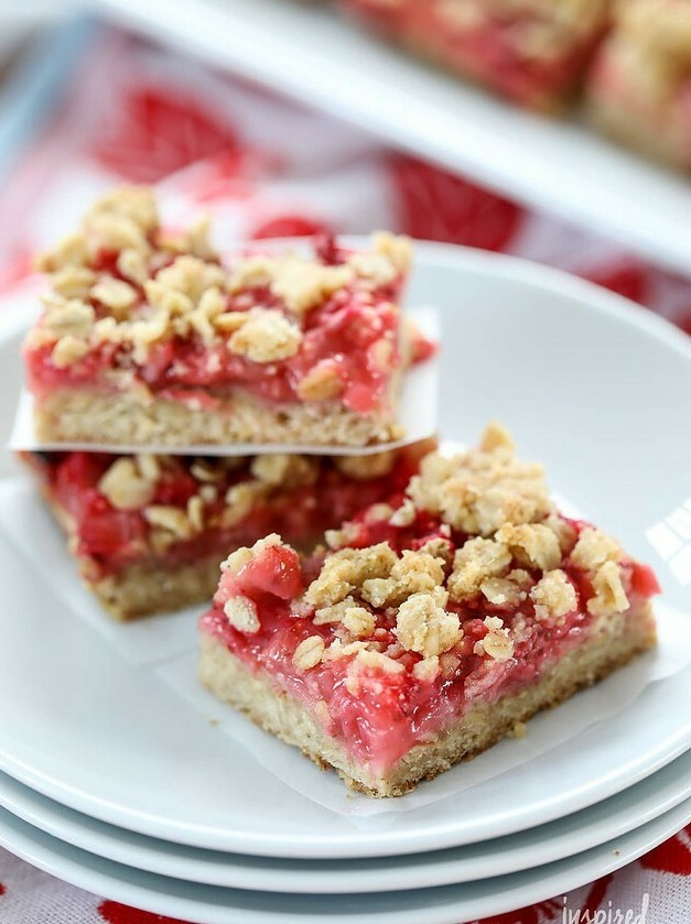 Strawberry Rhubarb Oat Crust Delights