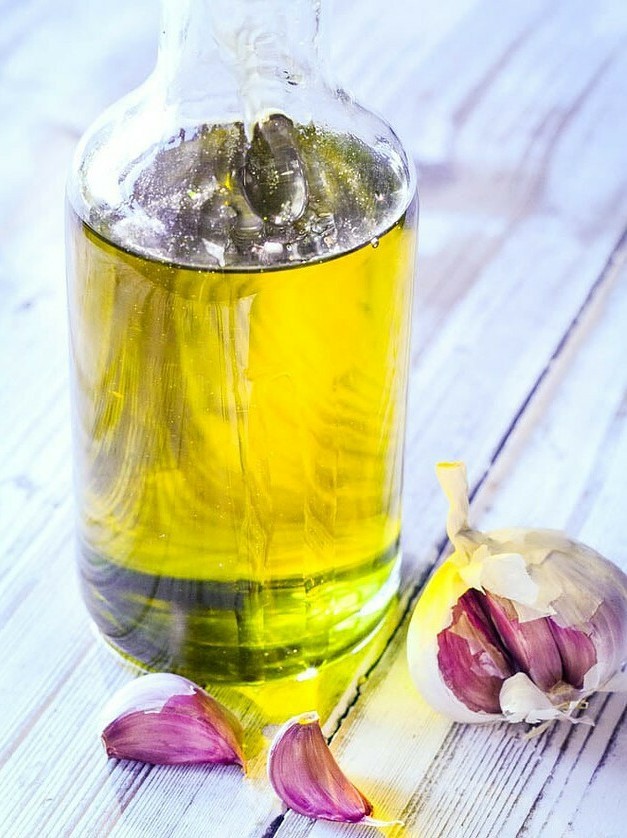 Infused Garlic Oil Recipe at Home