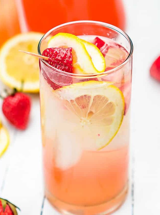 Strawberry Lemonade Prosecco Sparkler