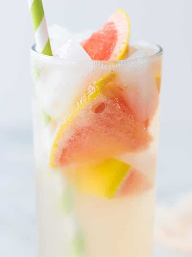 Winter Grapefruit Sparkler with Vodka