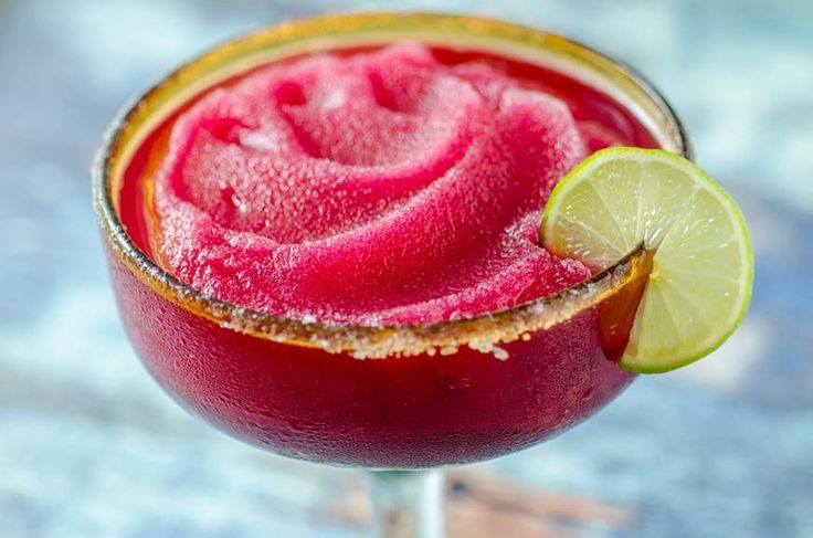 Prickly Pear Sparkler: A Refreshing Twist