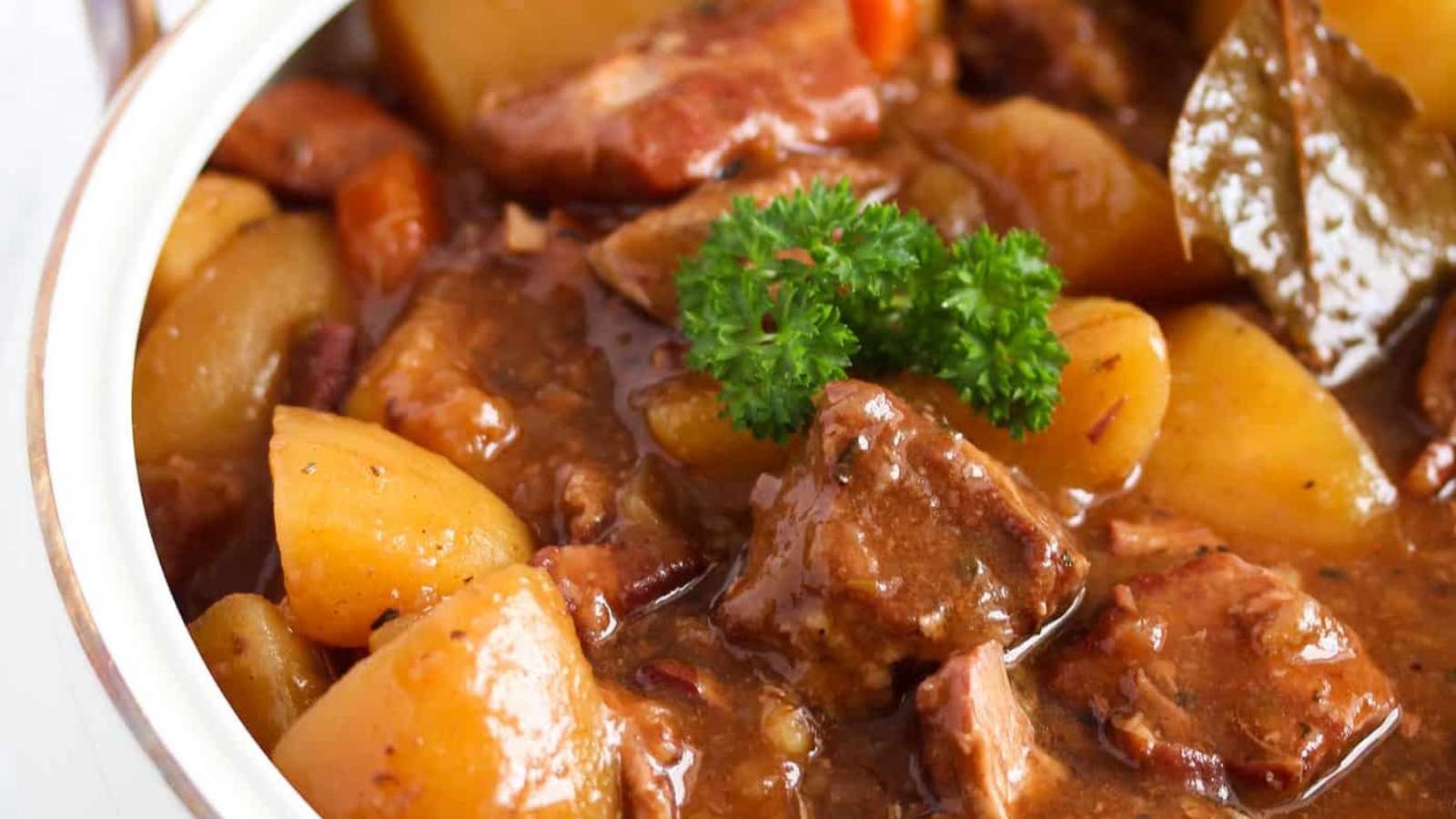 Easy Slow Cooker Lamb Casserole