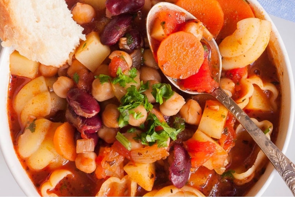 Hearty Vegan Minestrone Recipe