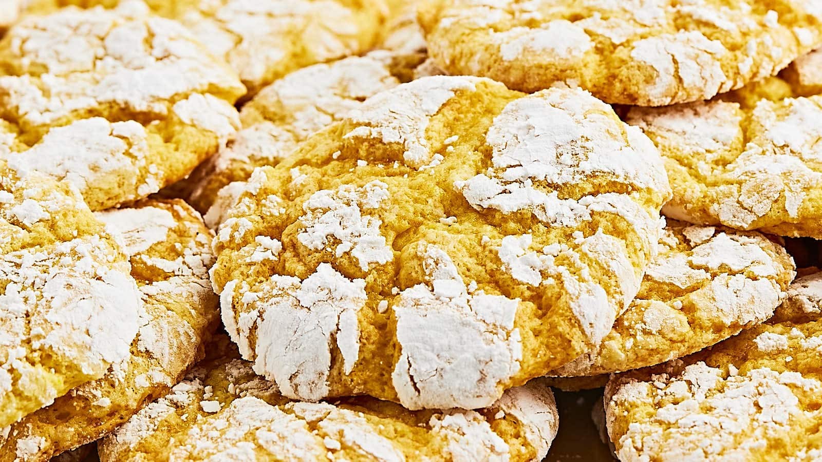 Easy 4-Ingredient Cake Mix Delights