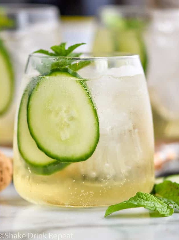 Lillet Blanc Sparkler: A Refreshing Twist