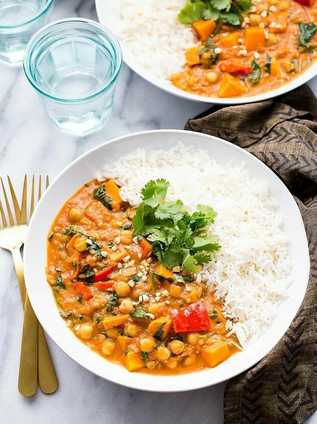 Hearty Vegan Peanut Stew Recipe