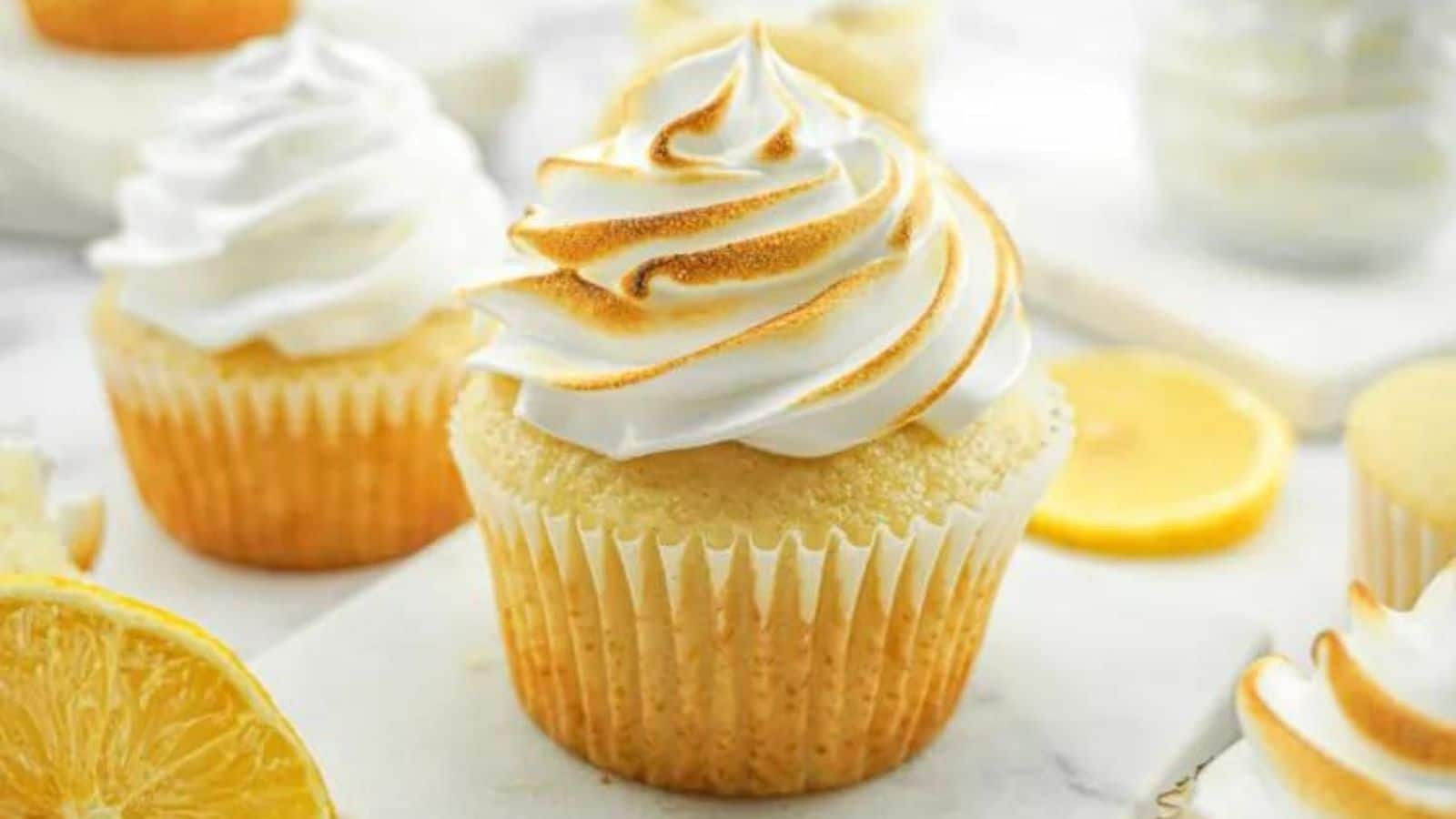 Vanilla Cupcakes With Lemon Marshmallow Frosting