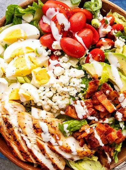 Low-Carb Cobb Salad with Creamy Ranch Twist
