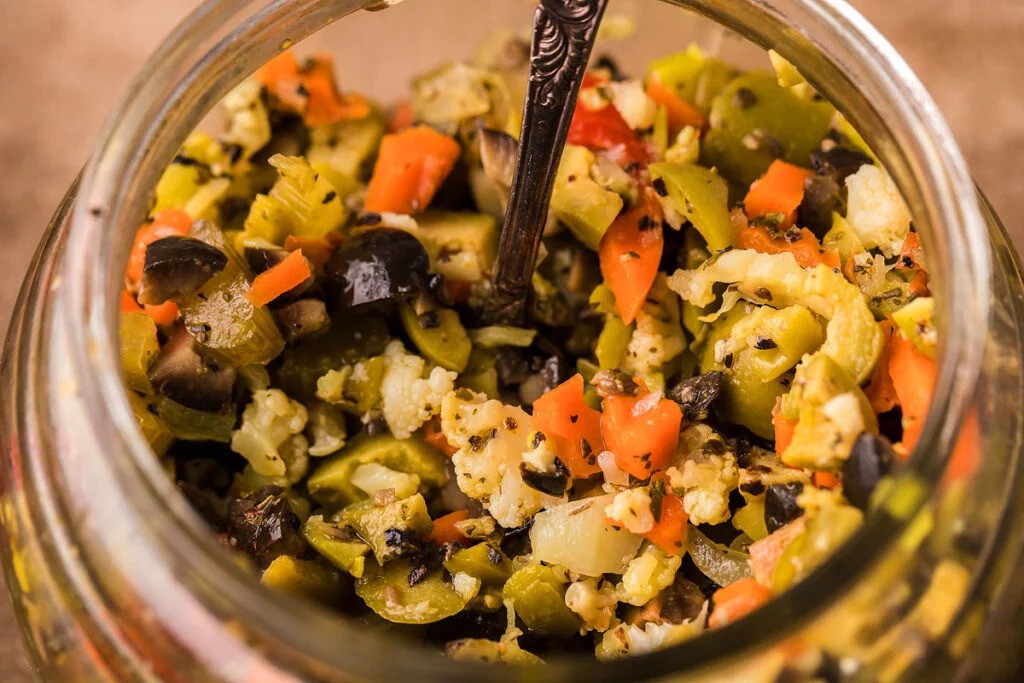 Piquant Olive Spread for Classic Sandwiches