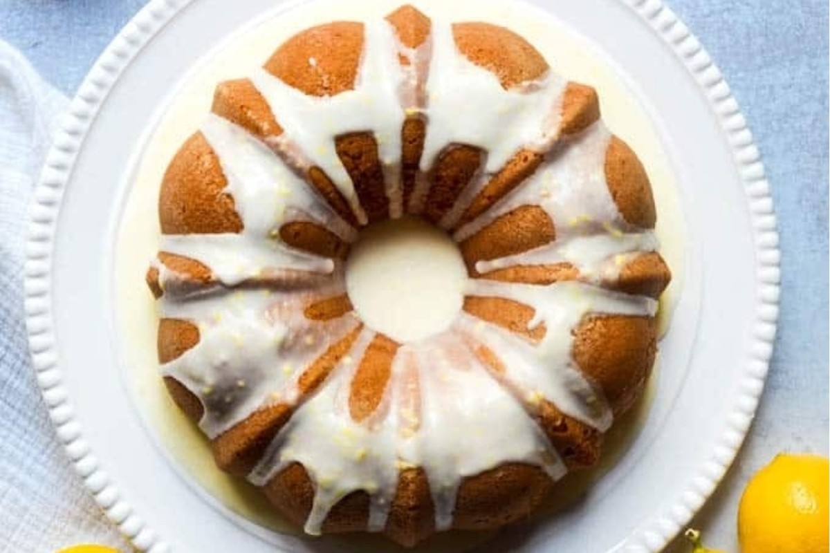 Moist Lemon Bundt Cake with Tangy Lemon Drizzle
