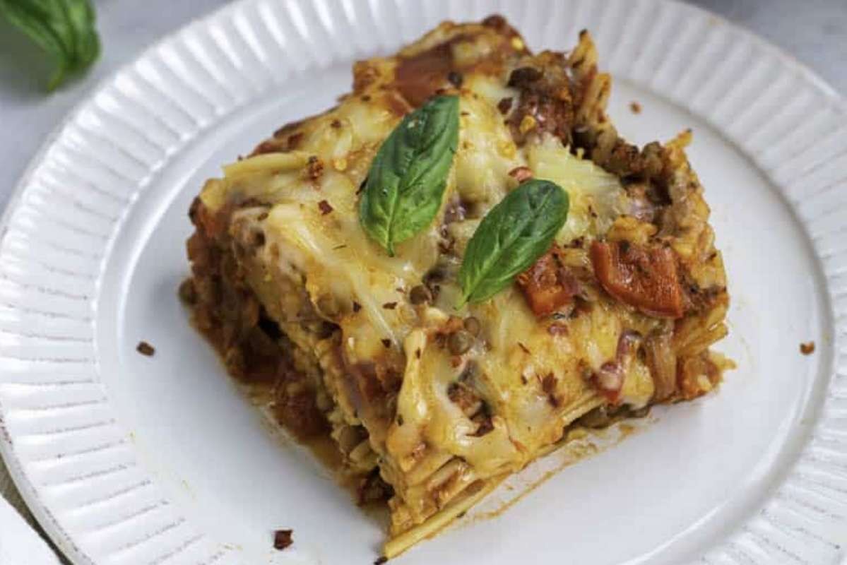 Vegan Baked Spaghetti for a Cozy Family Meal