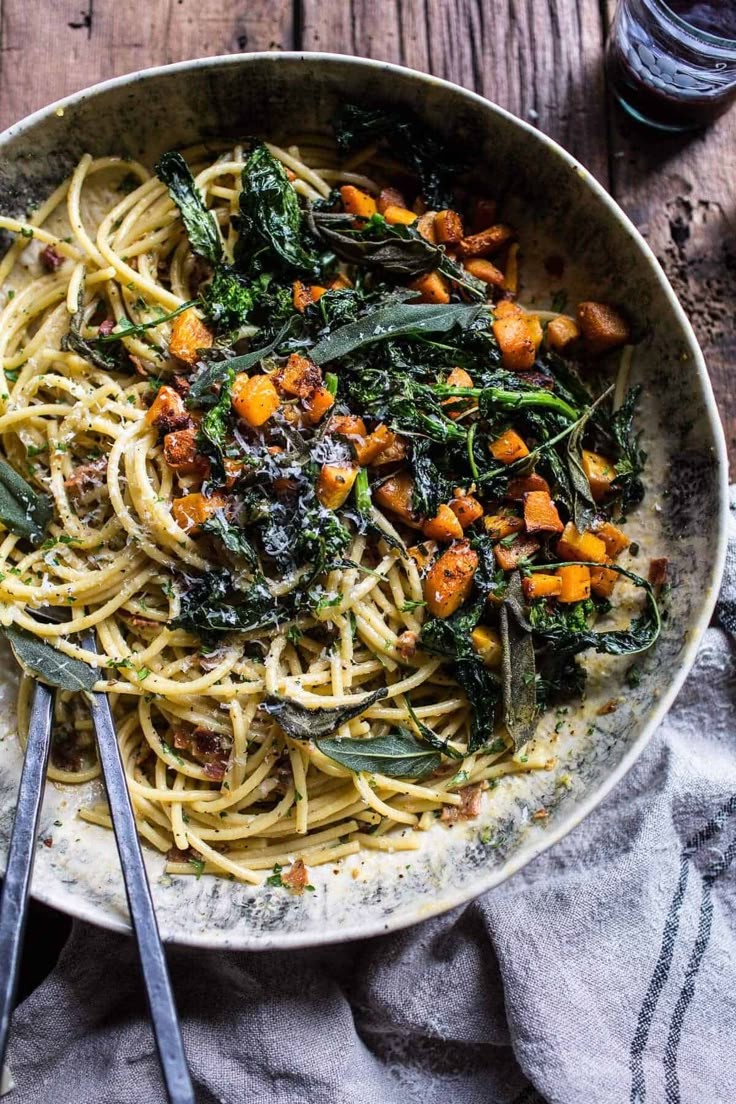 Broccoli Bliss Salad with Crunchy Delights