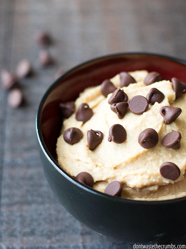 Sweet Chocolate Chip Hummus Delight