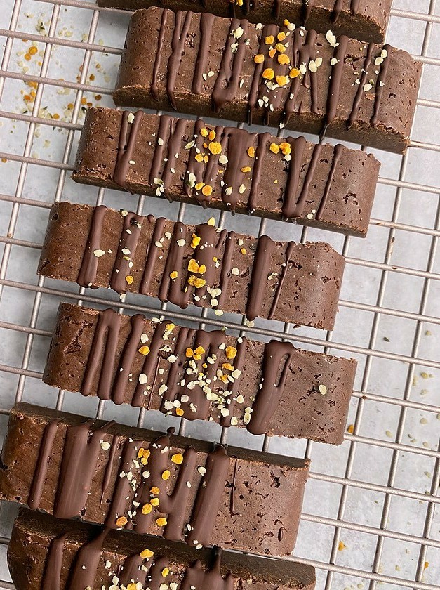 Vegan Dark Chocolate Treats With Pea Protein
