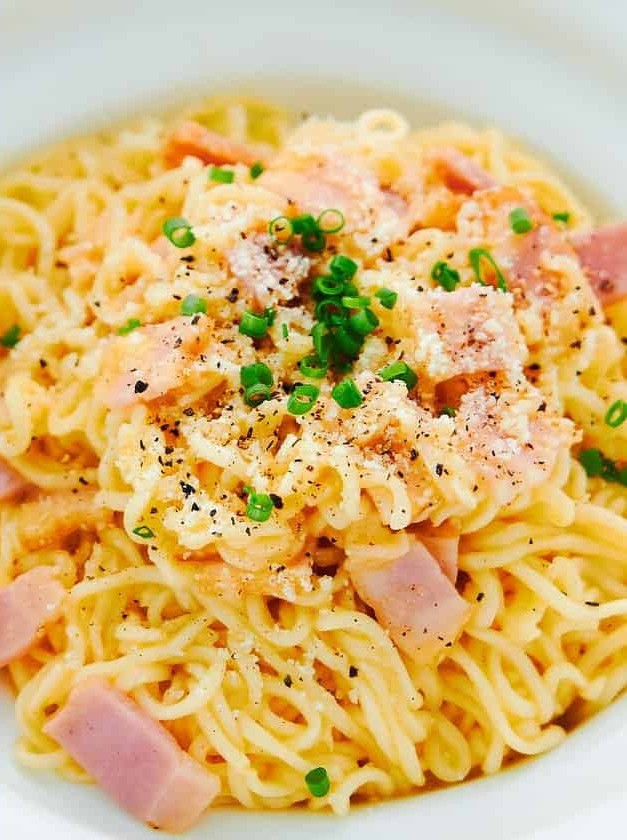 Instant Noodle Carbonara Delight