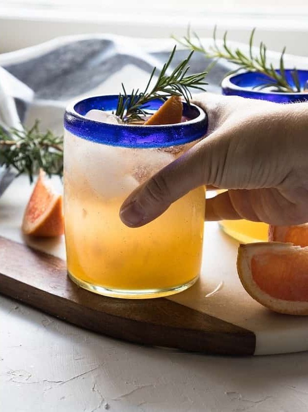 Grapefruit Rosemary Gin Spritzer