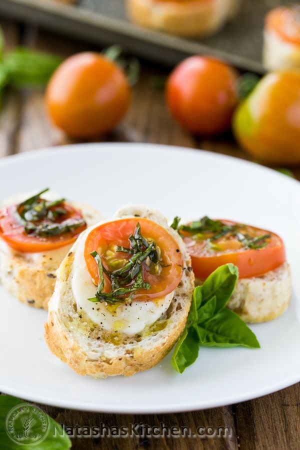 Smoked Salmon Canapés with Cream Cheese
