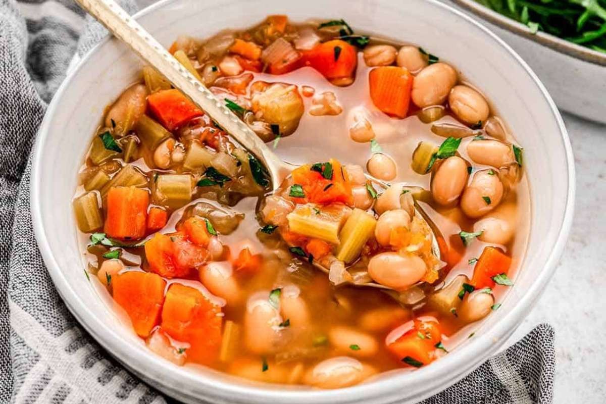 Cozy White Bean Soup in the Slow Cooker