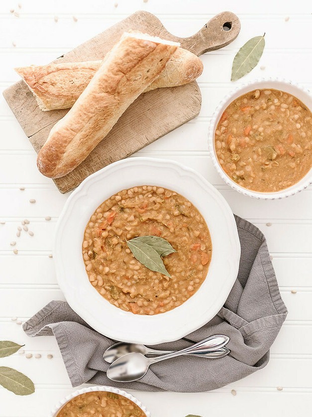Hearty Navy Bean Soup for Busy Nights