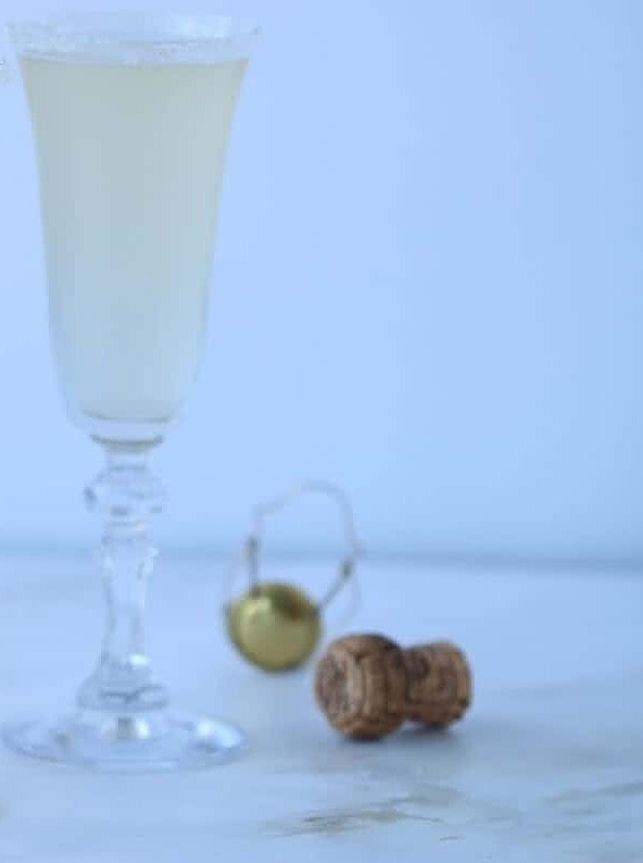 Golden Twist Champagne Refresher